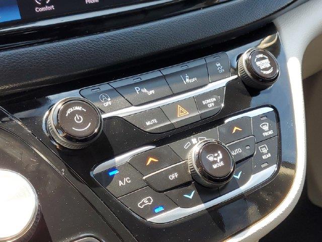 2023 Chrysler Pacifica - $21,500