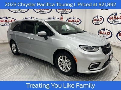 2023 Chrysler Pacifica Touring L 4DR Mini-Van