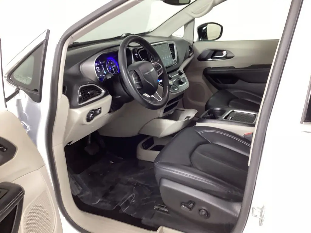 2024 Chrysler Pacifica - $24,664