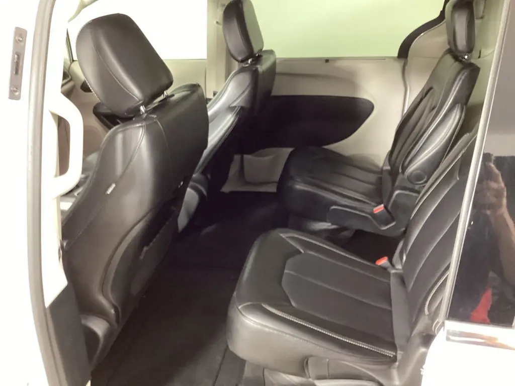 2024 Chrysler Pacifica - $24,664