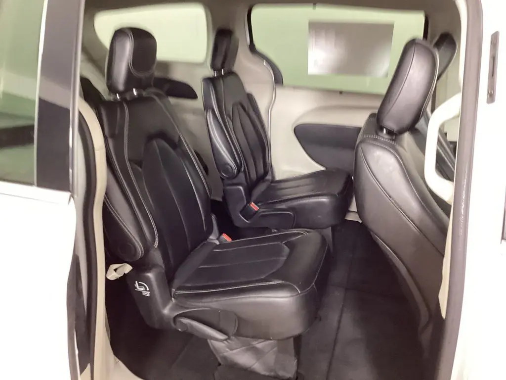 2024 Chrysler Pacifica - $24,664