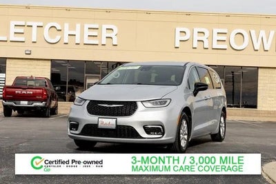 Photo of a 2024 Chrysler Pacifica Touring L 4DR Mini-Van for sale