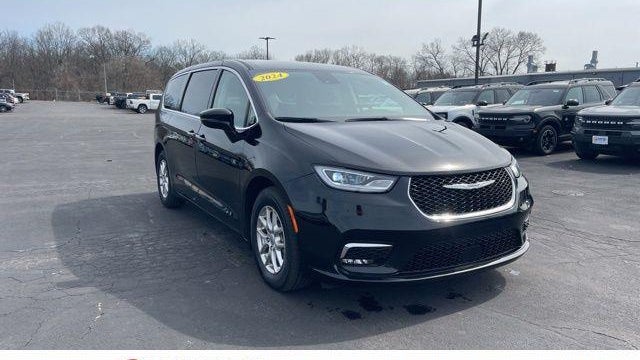 Preowned 2024 Chrysler Pacifica Touring L for Sale