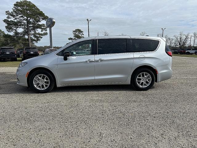 2024 Chrysler Pacifica - $28,778