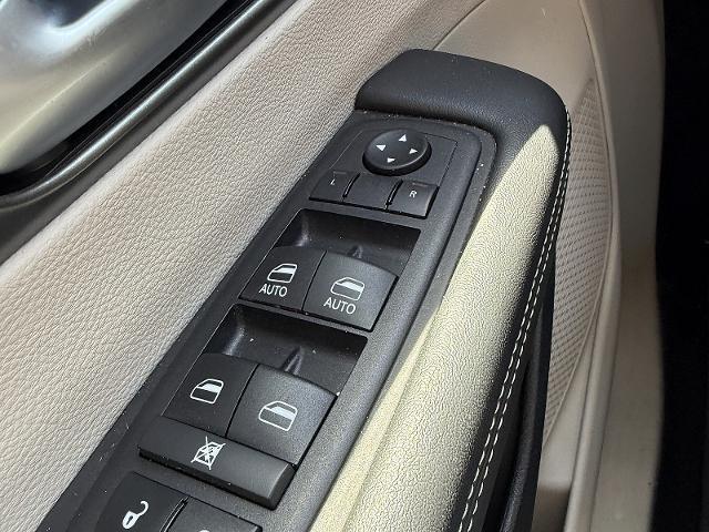 2024 Chrysler Pacifica - $28,778