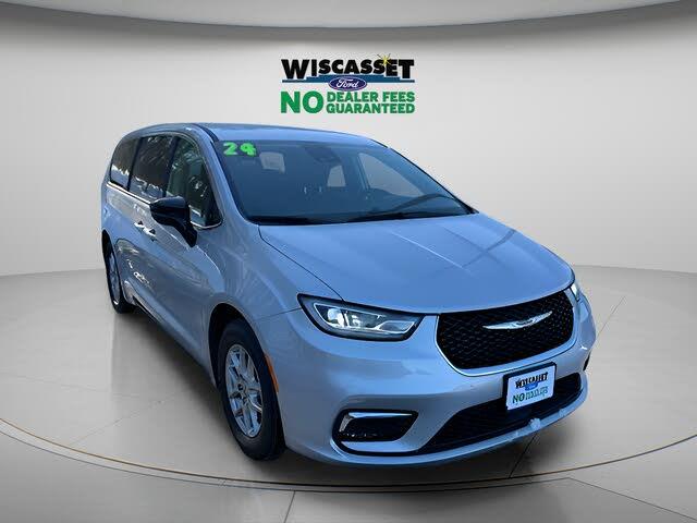 2024 Chrysler Pacifica - $25,295