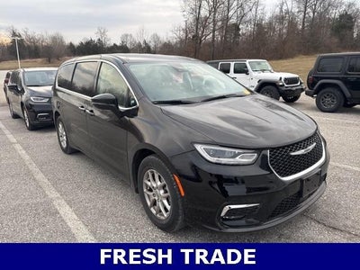 Photo of a 2024 Chrysler Pacifica Touring L 4DR Mini-Van for sale