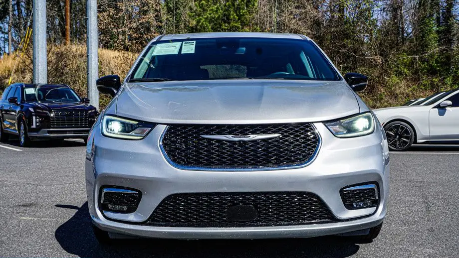 2024 Chrysler Pacifica Touring L