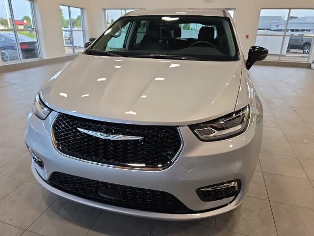 2024 Chrysler Pacifica - $22,079