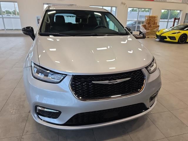2024 Chrysler Pacifica - $22,079