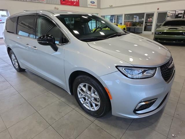 2024 Chrysler Pacifica - $22,079