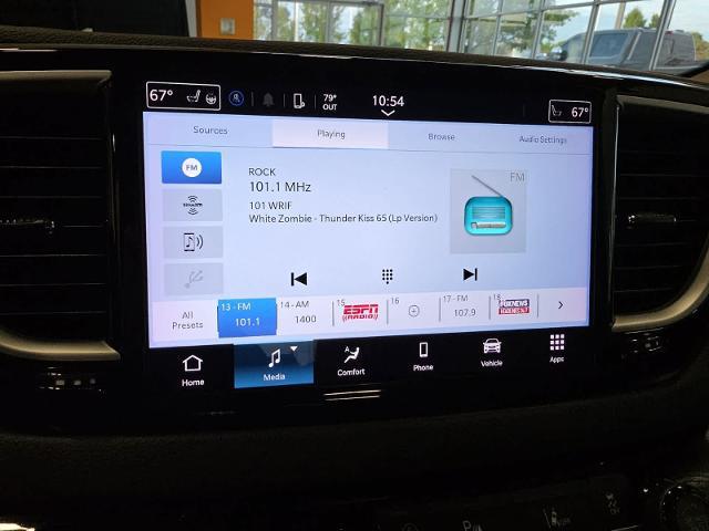 2024 Chrysler Pacifica - $22,079