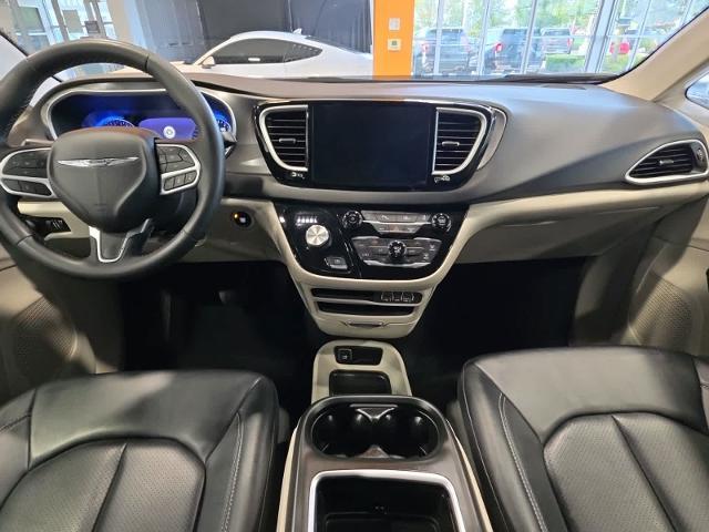 2024 Chrysler Pacifica - $22,079