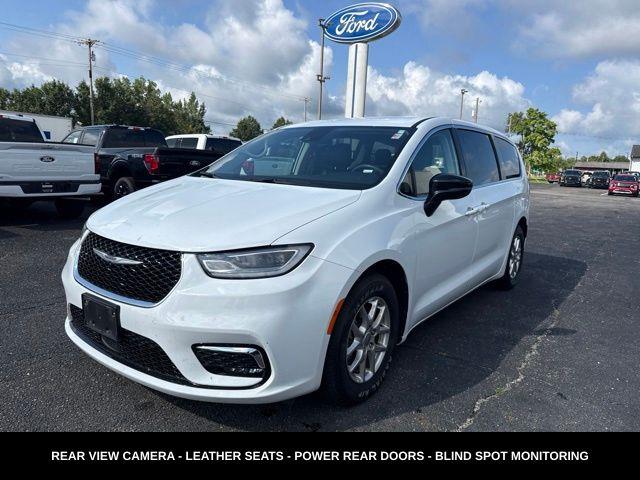2024 Chrysler Pacifica - $21,994