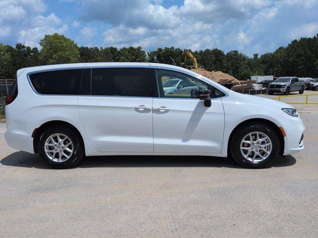 2024 Chrysler Pacifica - $19,850