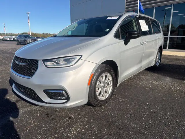 2024 Chrysler Pacifica - $23,480