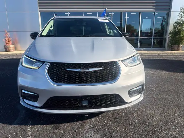 2024 Chrysler Pacifica - $23,480