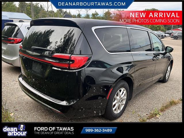 2024 Chrysler Pacifica - $24,995