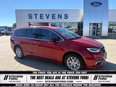 2025 Chrysler Pacifica Select 4DR Mini-Van