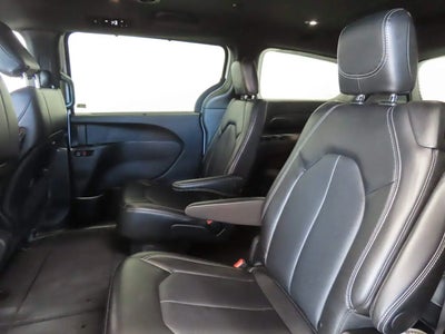 2025 Chrysler Pacifica Select 4DR Mini-Van