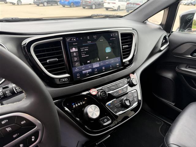 2025 Chrysler Pacifica - $20,499