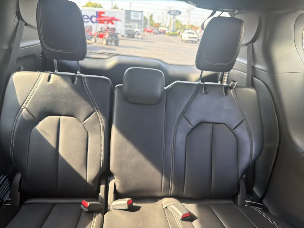 2025 Chrysler Pacifica - $27,995
