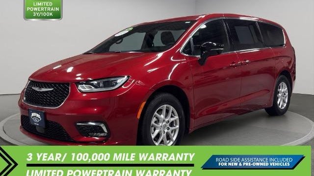Preowned 2025 Chrysler Pacifica Select for Sale
