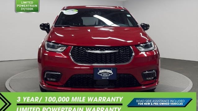 2025 Chrysler Pacifica Select