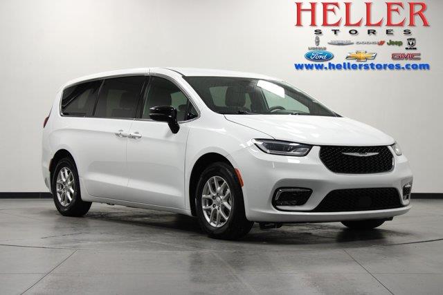 2025 Chrysler Pacifica