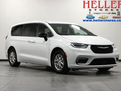 2025 Chrysler Pacifica Select 4DR Mini-Van