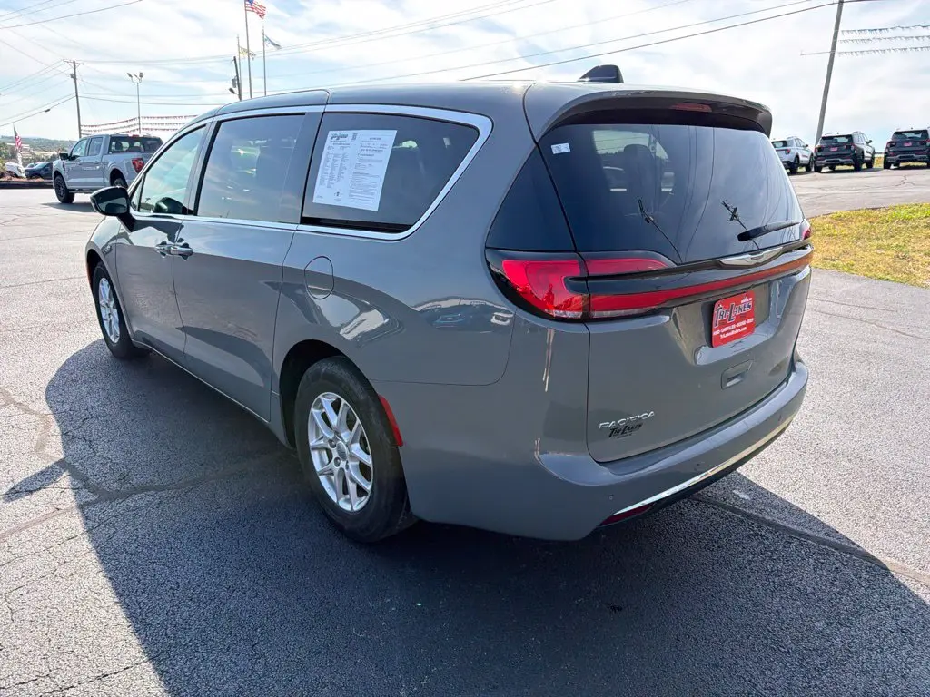 2025 Chrysler Pacifica - $23,970