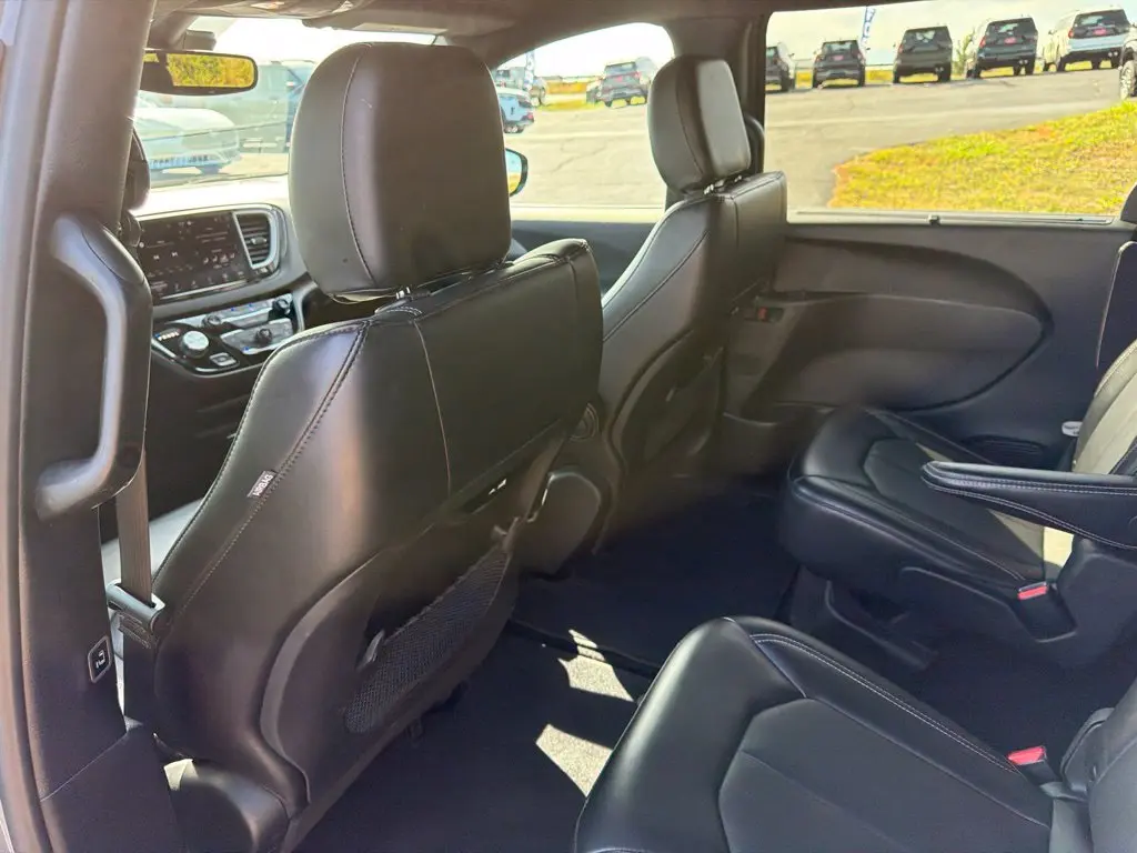 2025 Chrysler Pacifica - $23,970