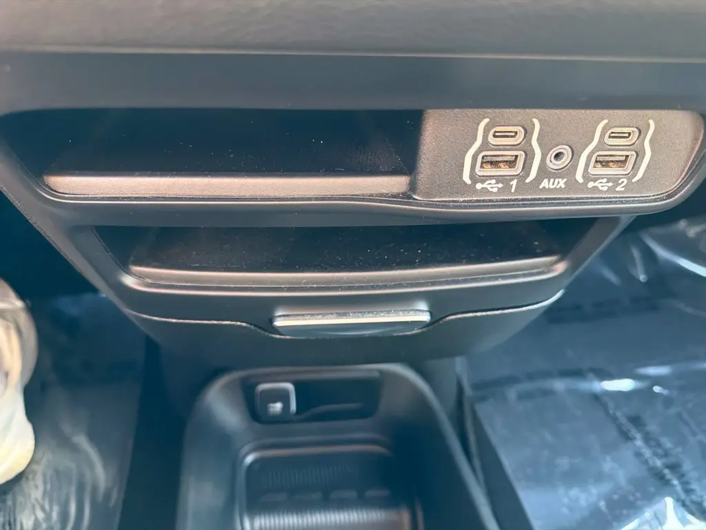 2025 Chrysler Pacifica - $23,970