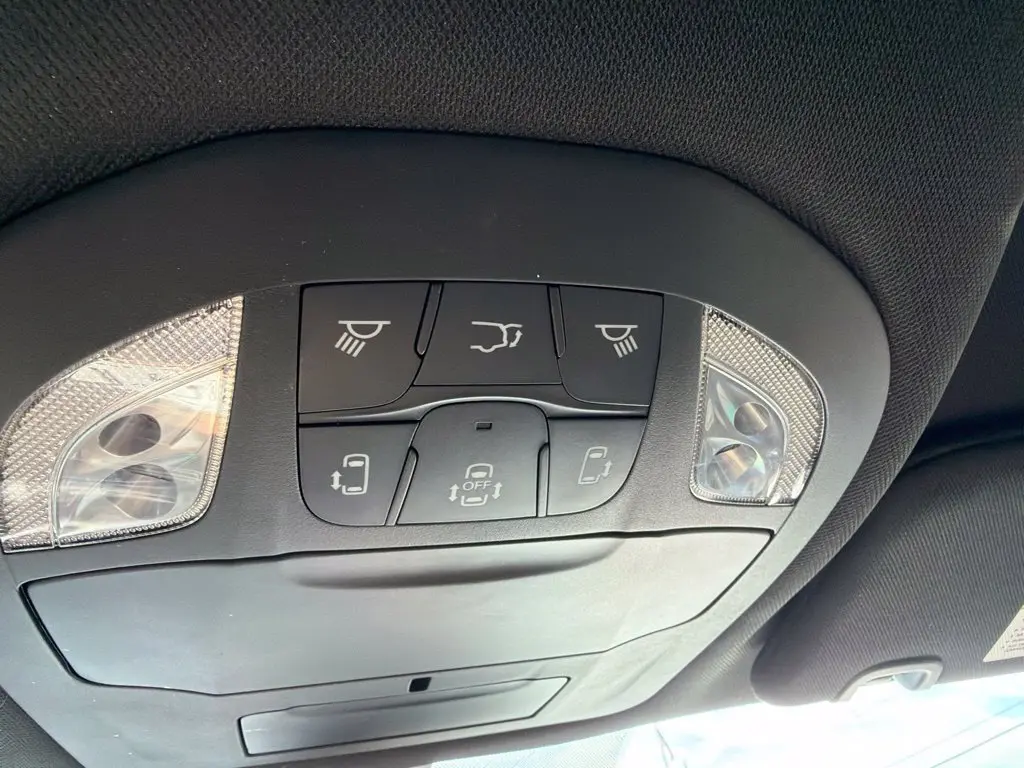 2025 Chrysler Pacifica - $23,970