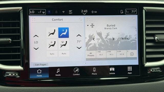 2025 Chrysler Pacifica Select