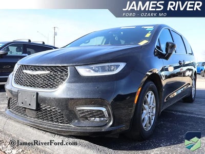 2025 Chrysler Pacifica Select 4DR Mini-Van