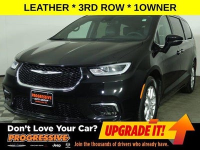 2025 Chrysler Pacifica Select 4DR Mini-Van