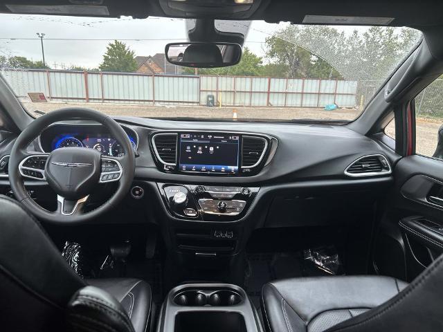 2025 Chrysler Pacifica - $24,991