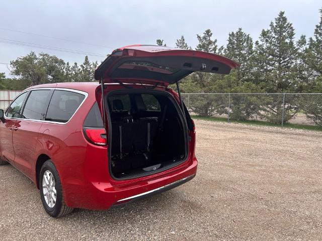 2025 Chrysler Pacifica - $24,991