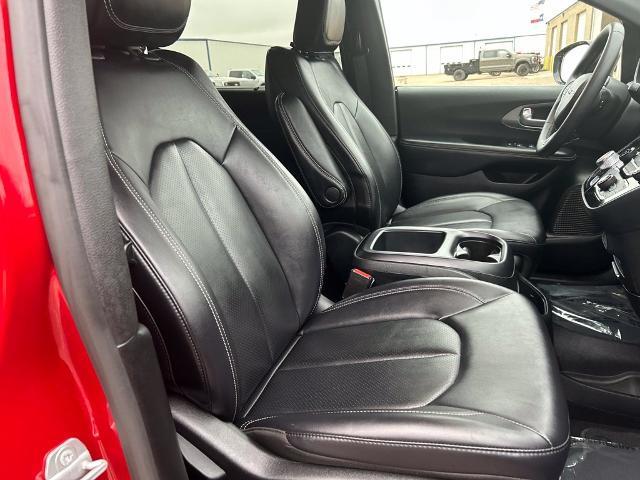 2025 Chrysler Pacifica - $24,991