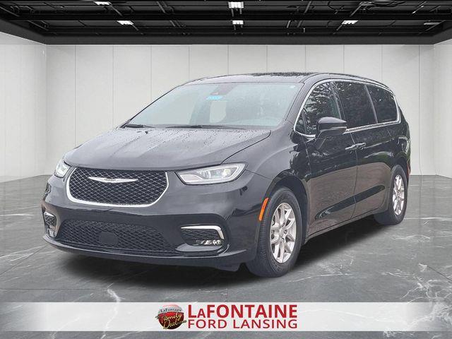 2025 Chrysler Pacifica - $27,350
