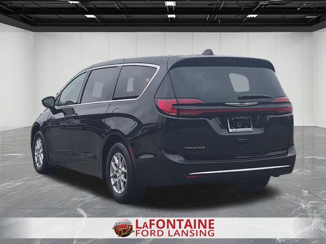 2025 Chrysler Pacifica - $27,350