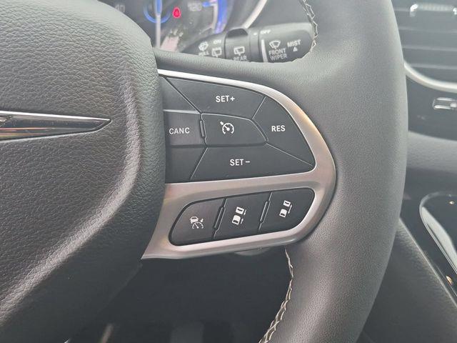 2025 Chrysler Pacifica - $27,350