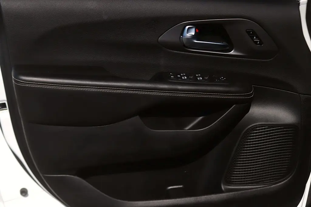 2026 Chrysler Pacifica - $29,691