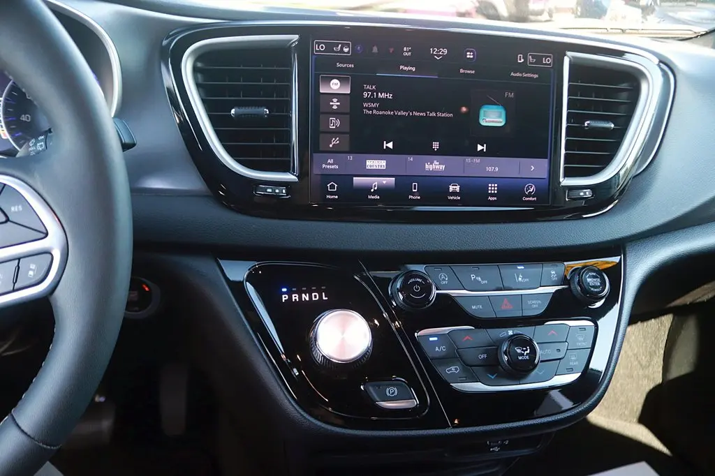 2026 Chrysler Pacifica - $29,691
