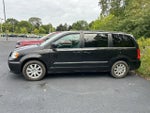 2015 Town and Country Thumbnail 5