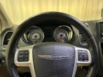 2015 Town and Country Thumbnail 11