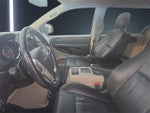 2015 Town and Country Thumbnail 9