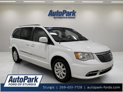 Photo of a 2016 Chrysler Town And Country Touring 4DR Mini-Van for sale