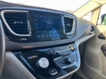 2017 Pacifica Thumbnail 7